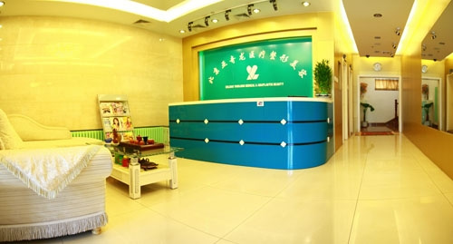 北京亚奇龙医疗美容诊所医生团队